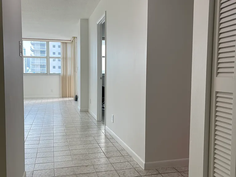 1401 S Ocean Dr #607 — Photo 5
