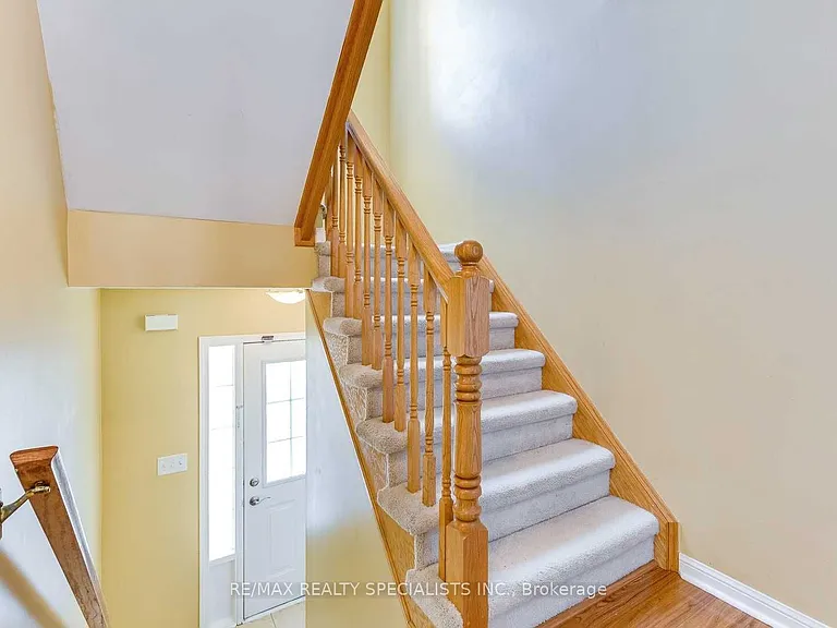 2979 Garnethill Way — Photo 3