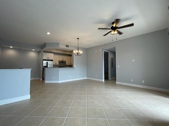 4th image of 10560 SW Stephanie Way
