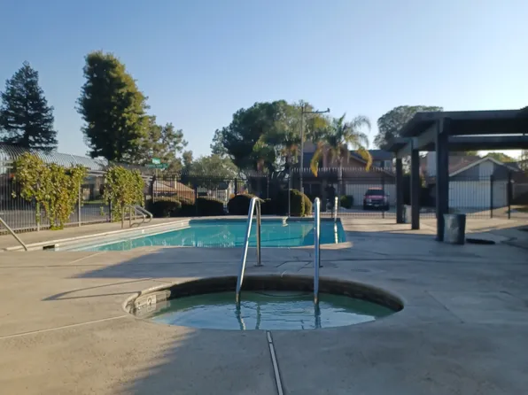 4701 Beechwood St, Bakersfield, CA