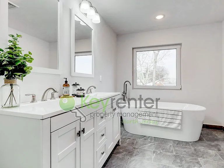176 Pennington Ave #9 — Photo 20