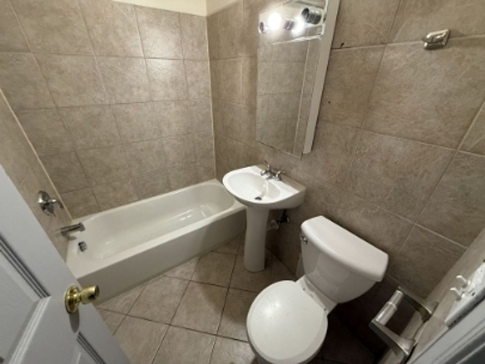 2nd image of 1450 N 1st Ave #1460-5