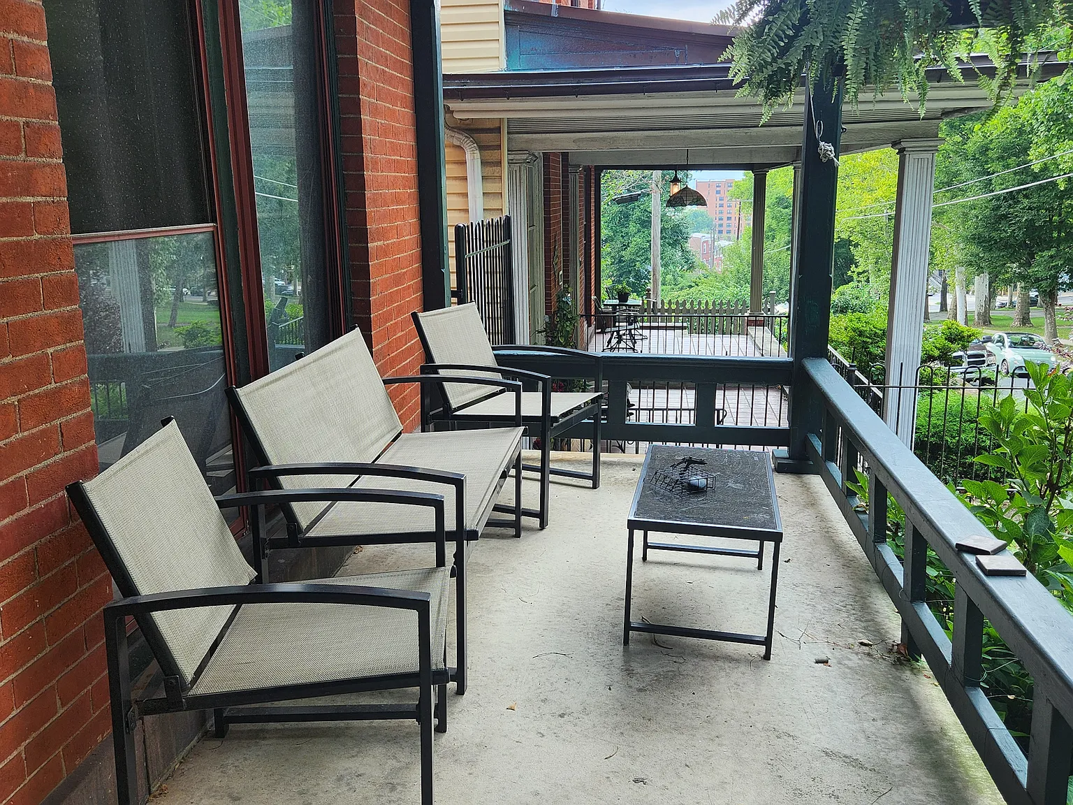 2 bed, 800 sqft, $1,400 — Photo 4