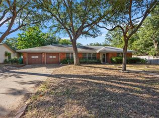 2002 Murray Ave, Rockdale, TX 76567