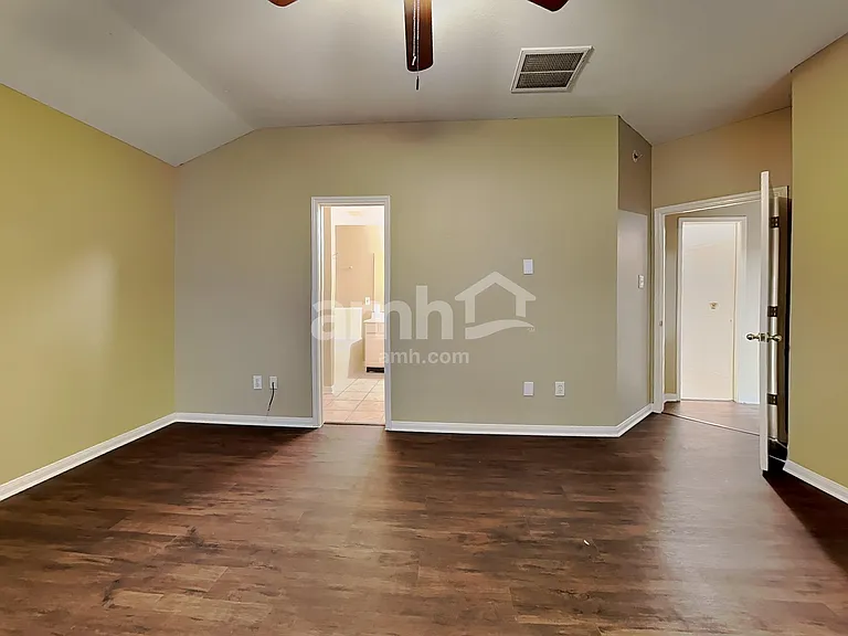20322 Linden Tree Dr — Photo 12
