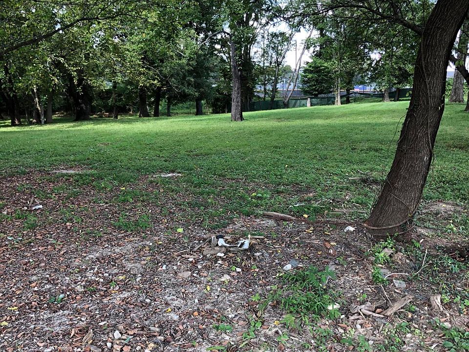 2nd image of 509 Horton Rd