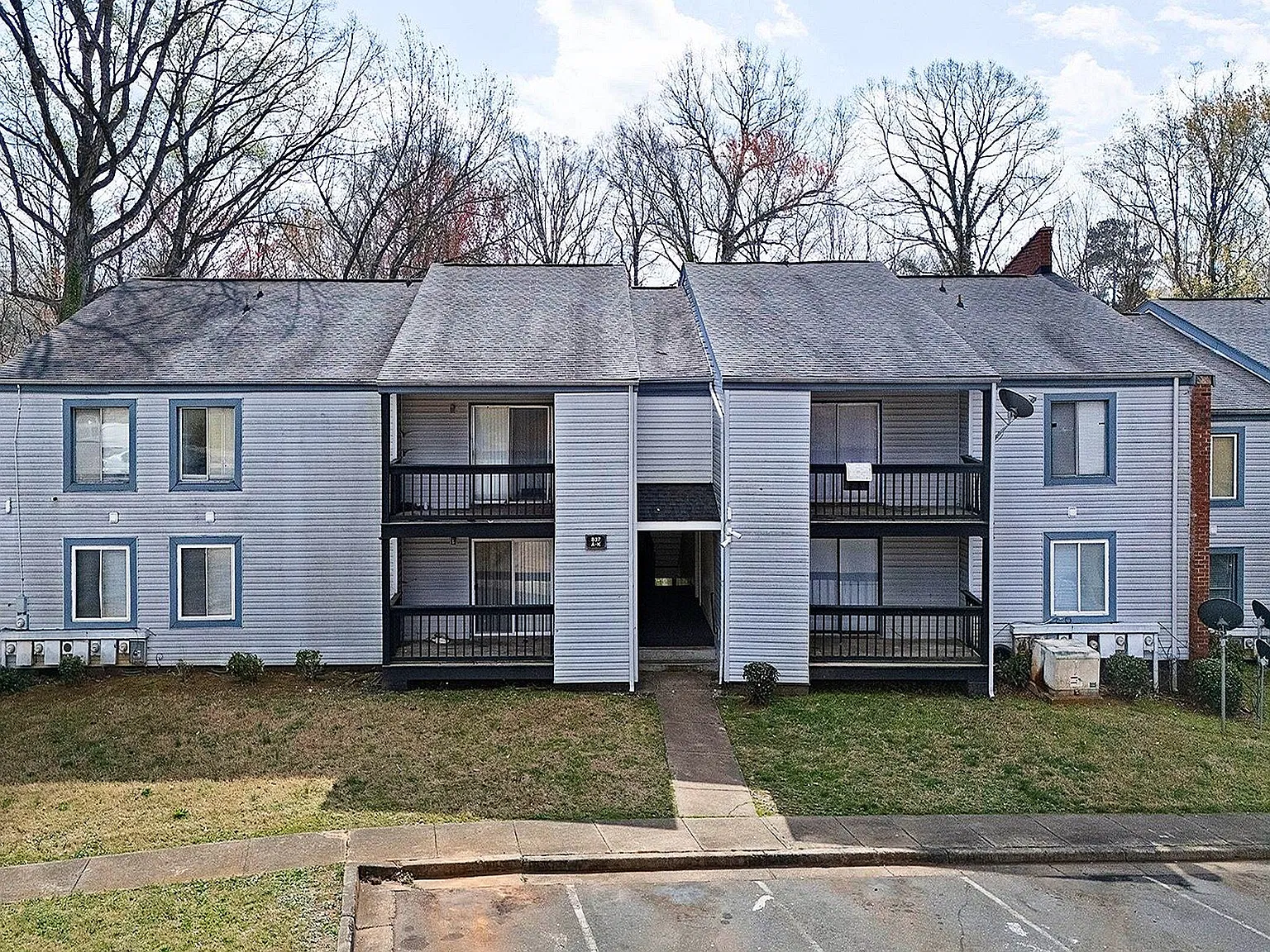 High Meadow Apartments Spacious One- and Two-Bedroom Homes — Photo 4