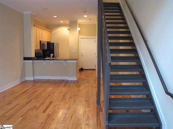5th image of 101 W Court St Unit 216