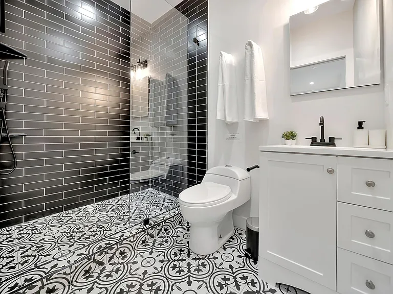 5557 Ostin Ave — Photo 60