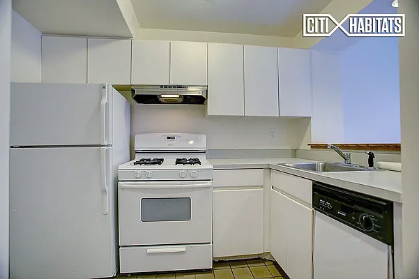 Rented by Citi Habitats | media 4