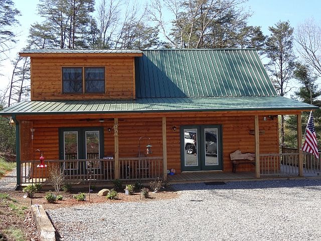 1st image of 900 Carolina Fox Cir