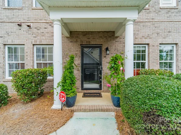 15313 Pahlmeyer Ln, Charlotte, NC 28277