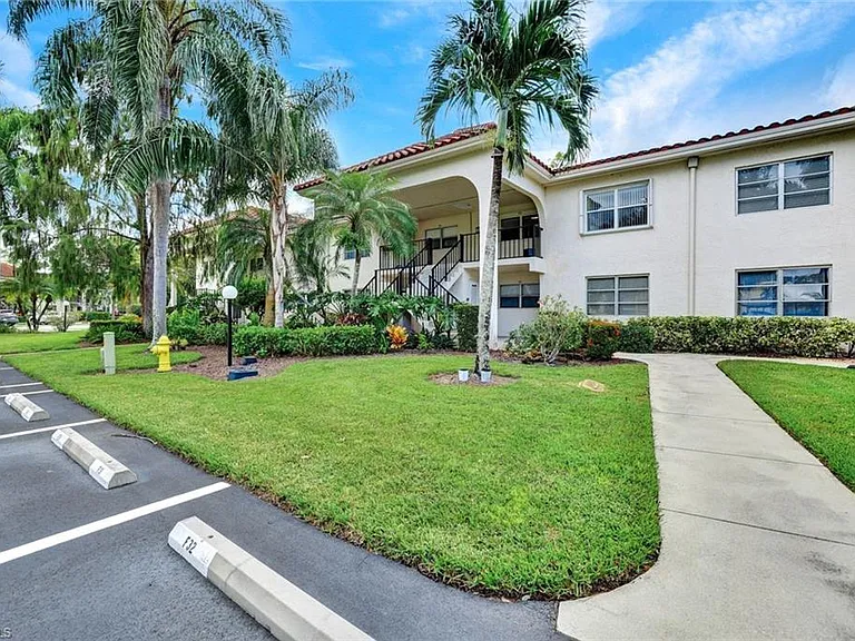 1055 Forest Lakes Dr #F203 — Photo 16
