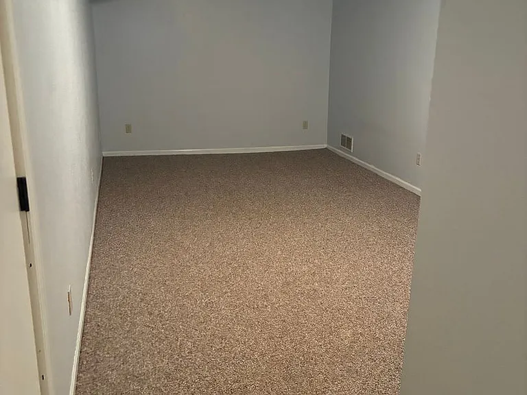 1823 Cedar Ridge Rd — Photo 17