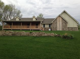 1043 N 28th Ave, Blair, NE 68008