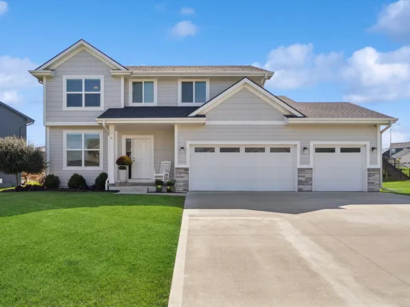 3646 NW 165th St, Clive, IA 50325