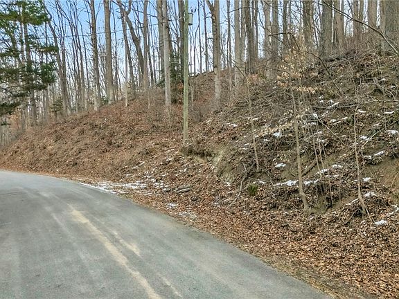5th image of 29 Forest Dr