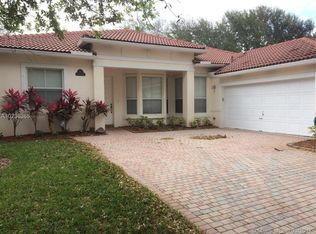 5263 SW 34th St, Hollywood, FL 33023