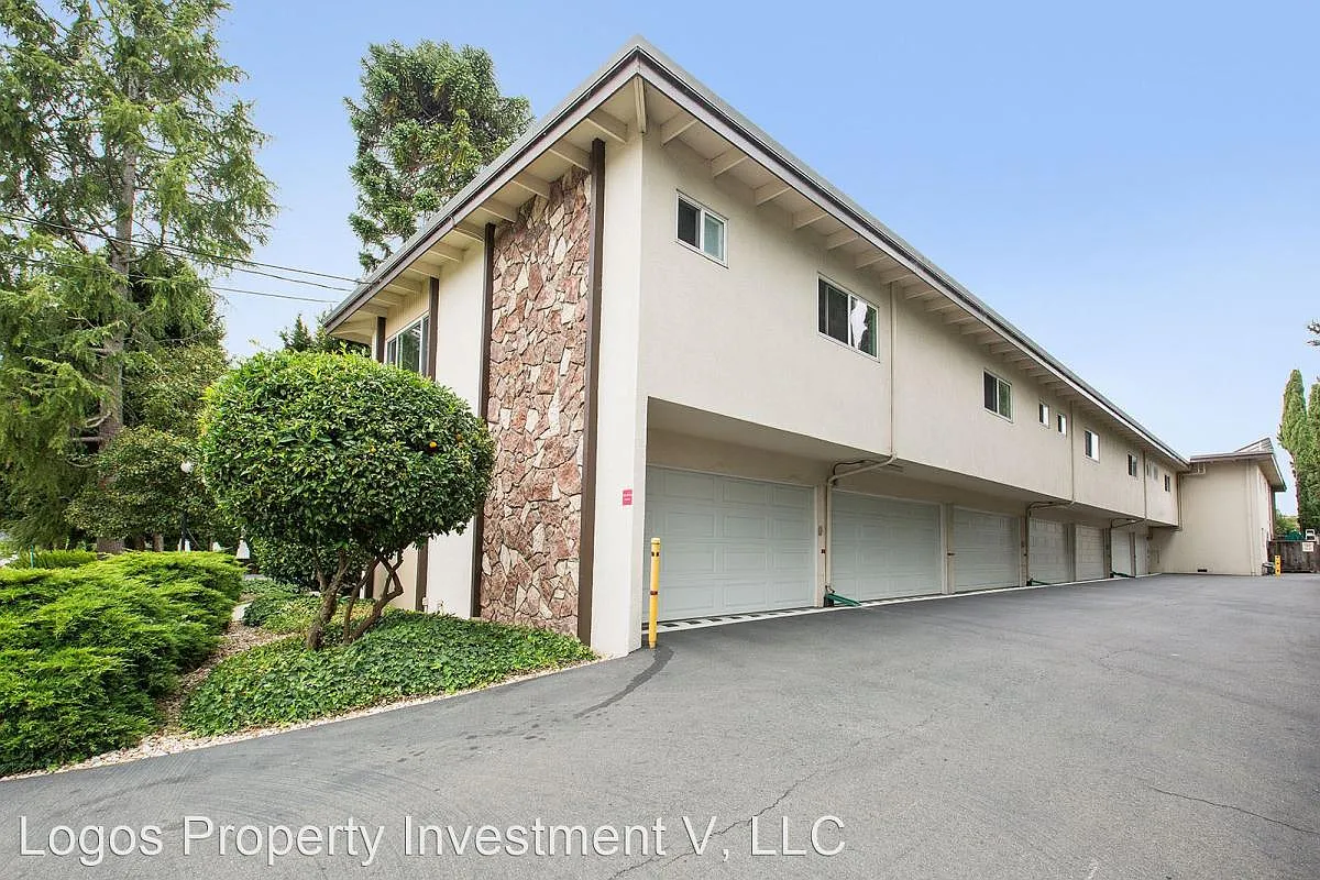 Laguna Pines — Photo 3