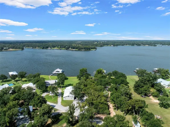 20253 E Lakeshore Dr, Thornton, TX 76687