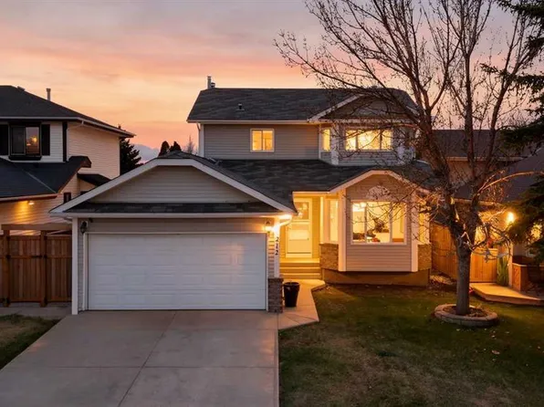 212 N Harvest Wood Way NE, Calgary, AB T3K 3X7