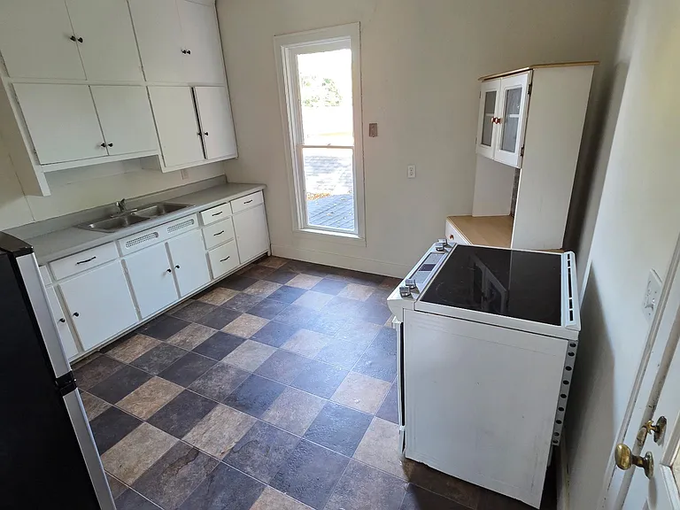 321 W Front St #C — Photo 2