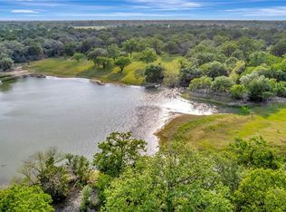 Fm 822, Edna, TX 77957