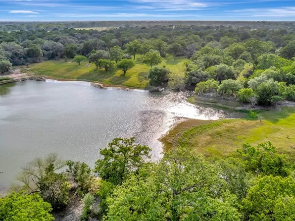 Fm 822, Edna, TX 77957