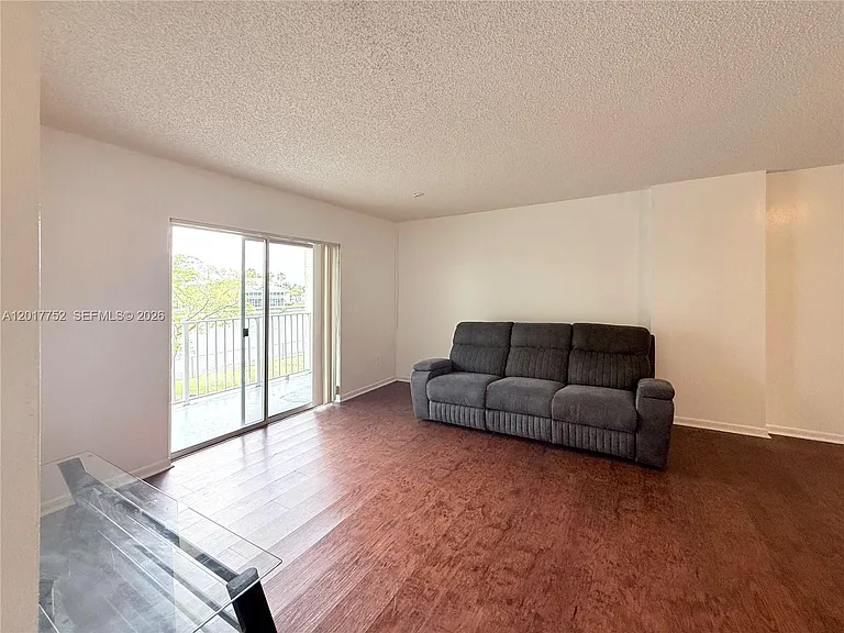 8260 SW 210th St #108 — Photo 7