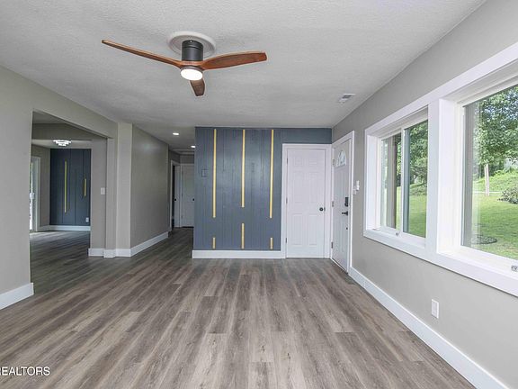 4th image of 4918 Lonas Dr