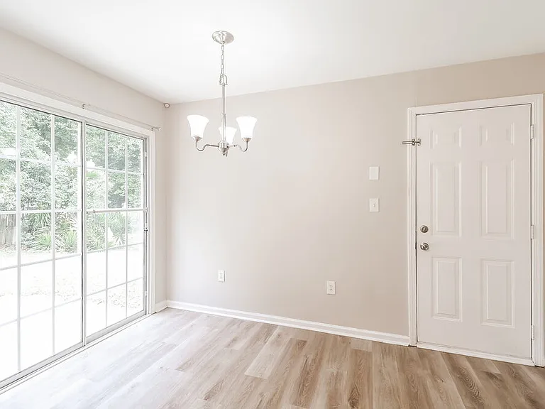 211 Winding Canyon Dr — Photo 8