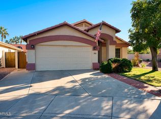 741 S Silverbrush Dr, Chandler, AZ 85226