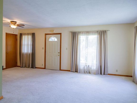 4th image of 1609 W Acre Dr #0