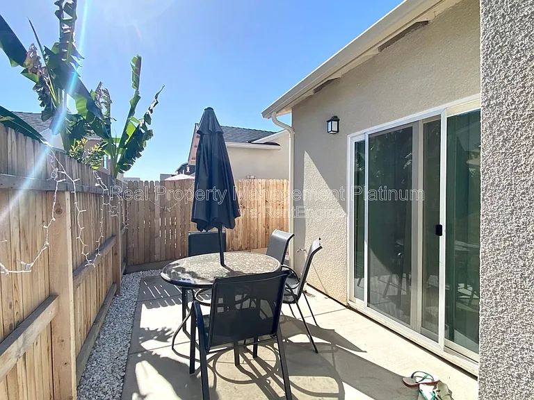 6213 E Garland Ave — Photo 14