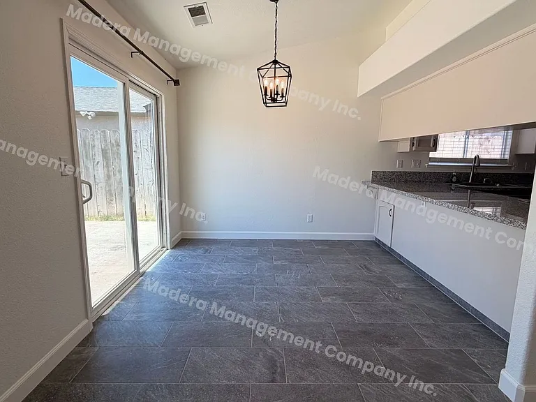 636 Macadamia Ave — Photo 7