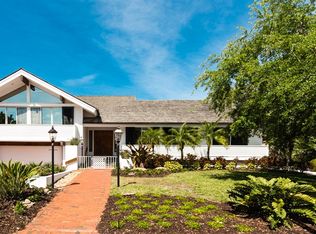 356 W Royal Flamingo Dr, Sarasota, FL 34236