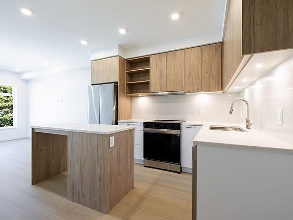 3rd image of 82 1st St #407