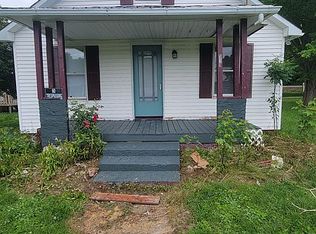 519 W Main St, Borden, IN 47106