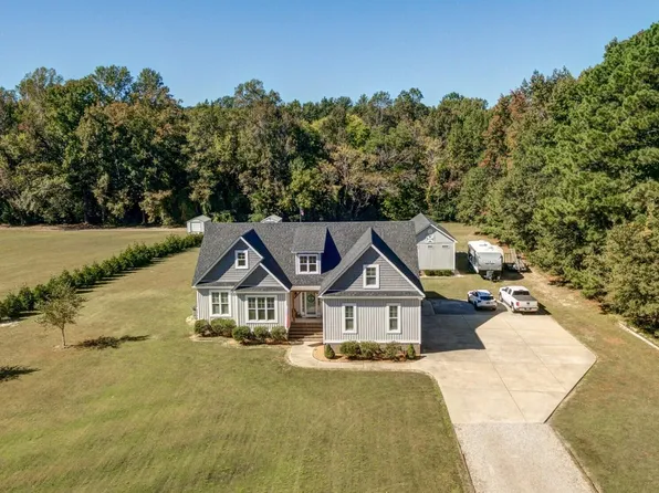 7324 S Old Carriage Road, Rocky Mount, NC 27803