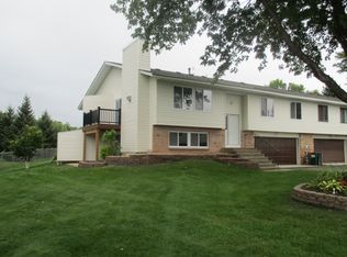 958 94th Ave NE, Blaine, MN 55434