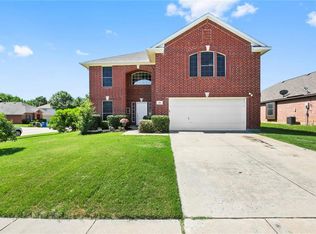 324 Benton Dr, Roanoke, TX 76262