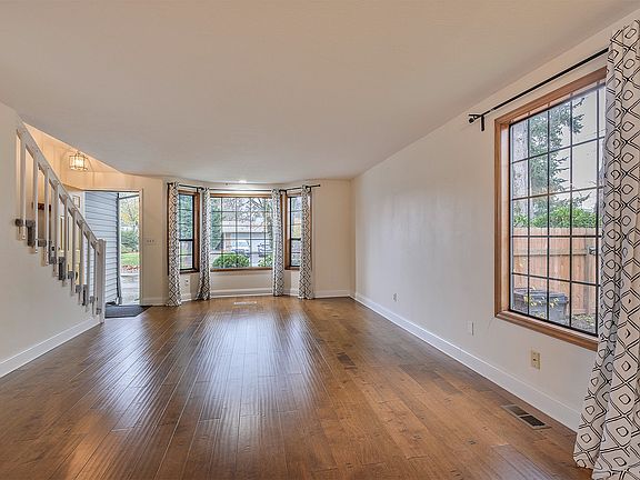 3rd image of 1265 NE 56th Ct