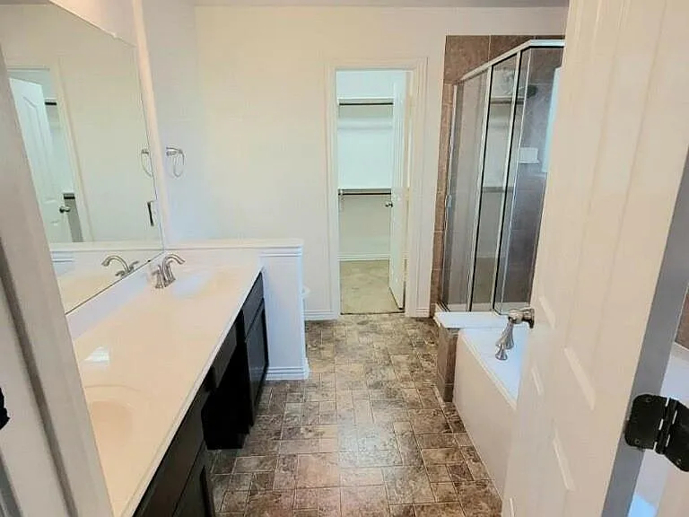 11528 Champions Green Dr — Photo 7