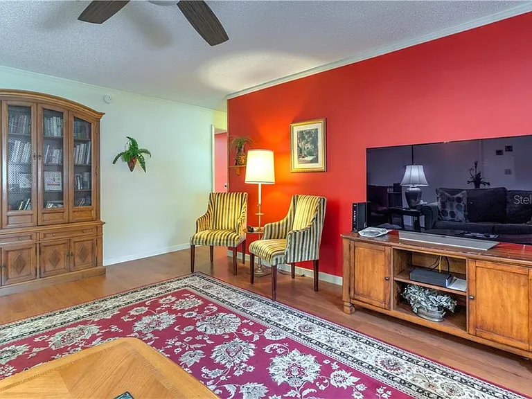 37 Oakland Hills Pl — Photo 7