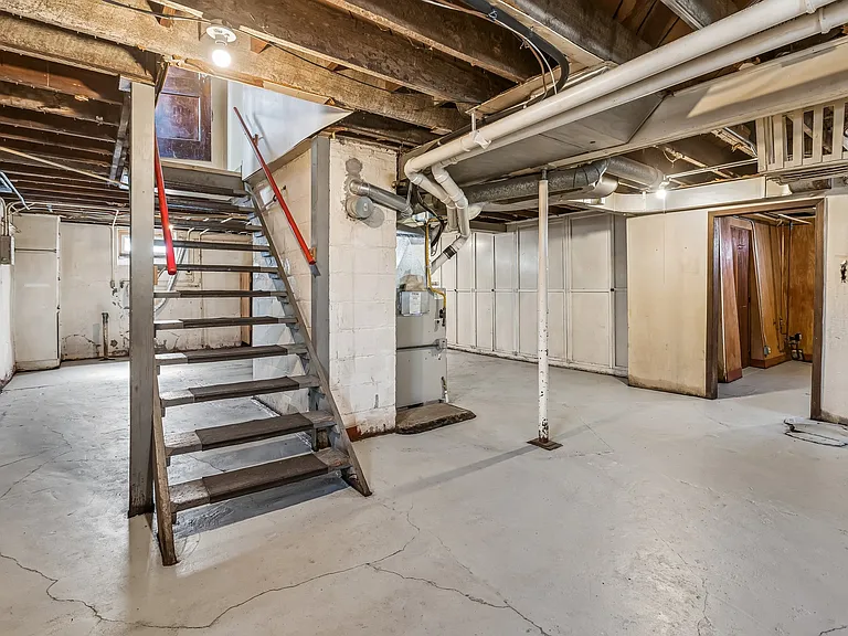 2524 Vane St — Photo 17
