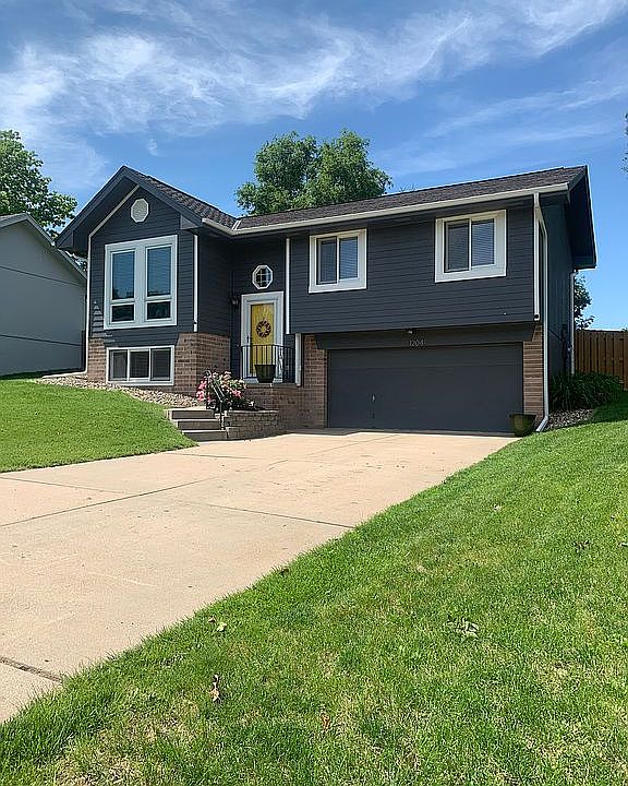 1st image of 1204 Buckboard Blvd