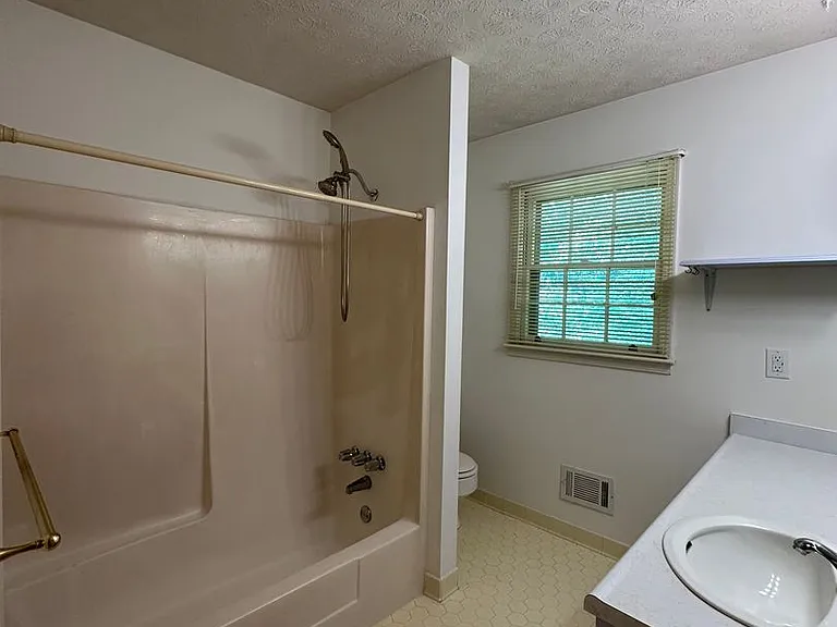375 Segrest Cir — Photo 15