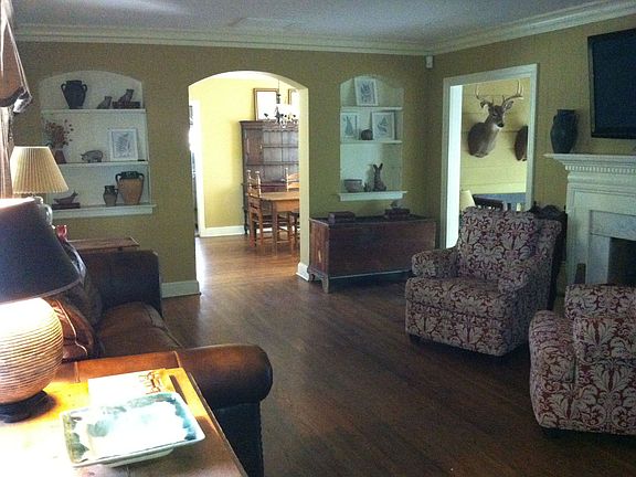 3rd image of 3549 Waynoka Ave