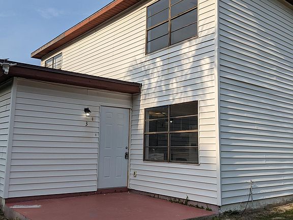 2nd image of 828 NE 5th St #0