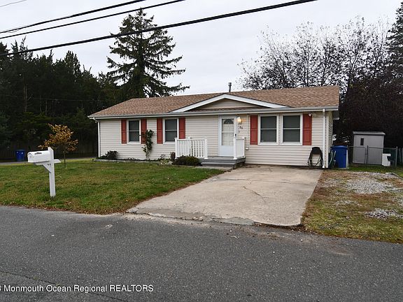 2nd image of 80 Breton Harbors Drive